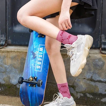 2020Autumn pozimi new tide blagovne znamke ženske nogavice črke v cev nogavice zlato in srebro candy barve, modne nogavice 5 parov/kos