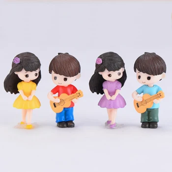 2PCS Kitara Fant Dekle Ljubimec Miniaturne Figurice Lutka Hiša Mini Pravljice Vrt Dekoracijo Risanka Torto Ornament Igrača DIY Dodatki