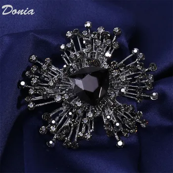 Makedoniji nakit Modni Evropi in Ameriki prodaja geometrijske velike steklene broška moda cvet broška plašč dodatki