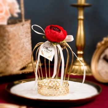Stranka darilo Člen zakonske zveze prisotna Sladkarije oprema izdelki vhodu nove Evropske kovinski krono poroko bonboniera
