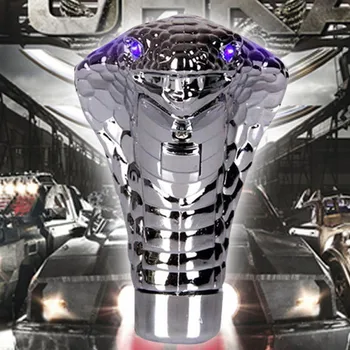 Univerzalni Avto Ročno Orodje Palico Kača Obliko prestavna Ročica Kristalno Cobra Glave z LED Luči za Avtomatski Menjalnik Avto Styling