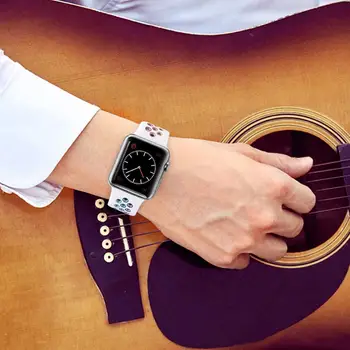 Črna Združljivi z Apple Watch trak 38 mm 40 mm 42 mm in 44 mm, Mehki silikonski športni trak Zamenjava pašček za zapestje Watch Band