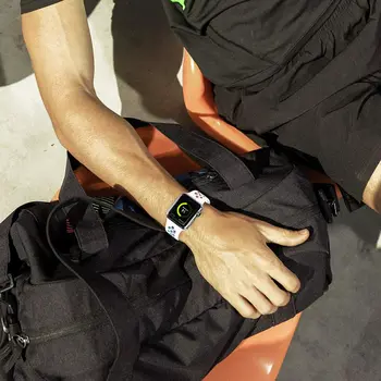 Črna Združljivi z Apple Watch trak 38 mm 40 mm 42 mm in 44 mm, Mehki silikonski športni trak Zamenjava pašček za zapestje Watch Band