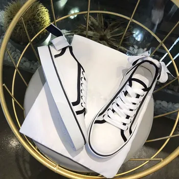 ženske shoes2020 nov slog spletni slaven lok platno čevlji vsestranski priložnostne čevlji vezna malo beli športni copati ženske